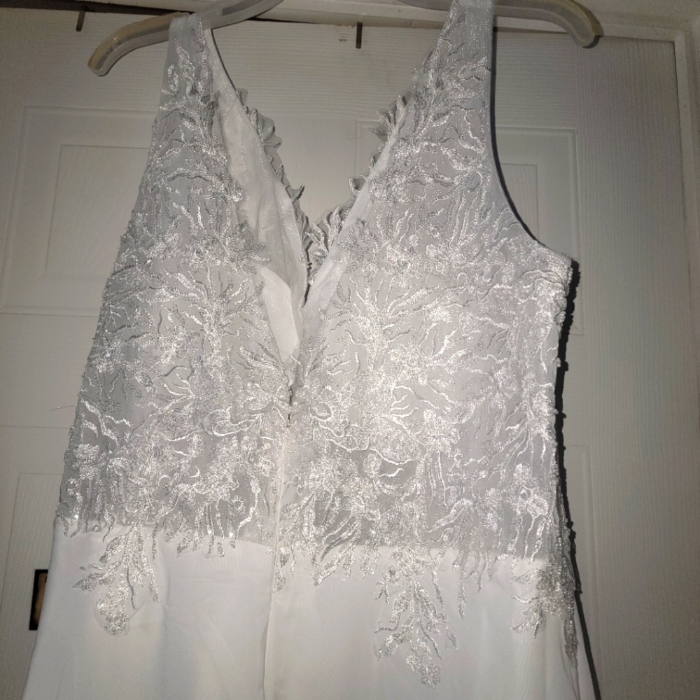 Wedding dress